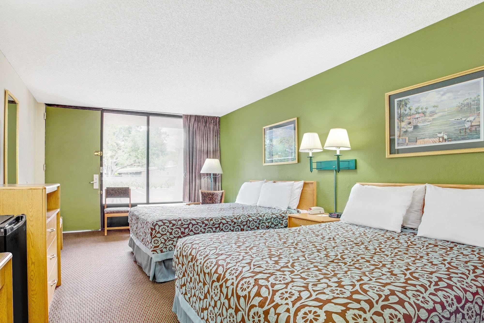 Days Inn By Wyndham Bradenton - Near The Gulf Kültér fotó