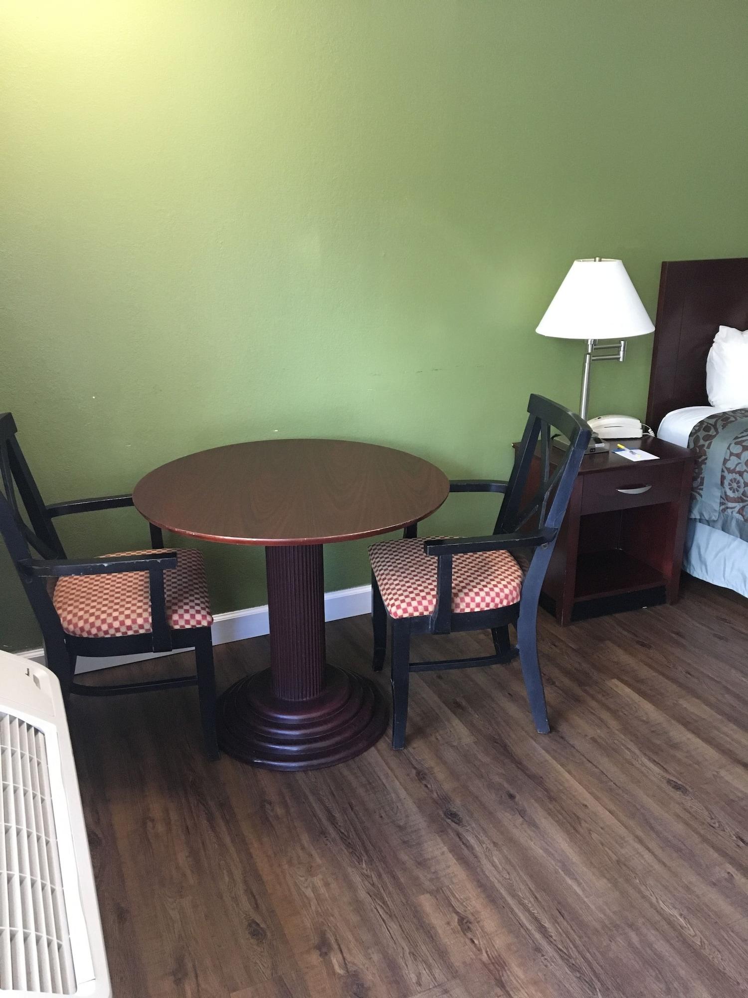 Days Inn By Wyndham Bradenton - Near The Gulf Kültér fotó